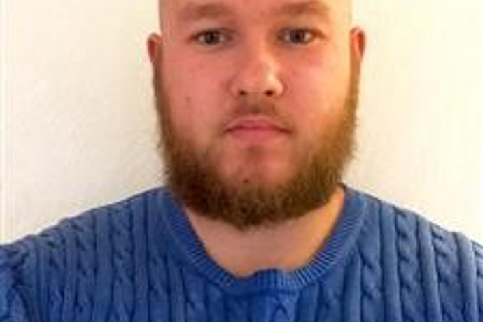 Portrætfoto af Mads Frøstrup Nielsen